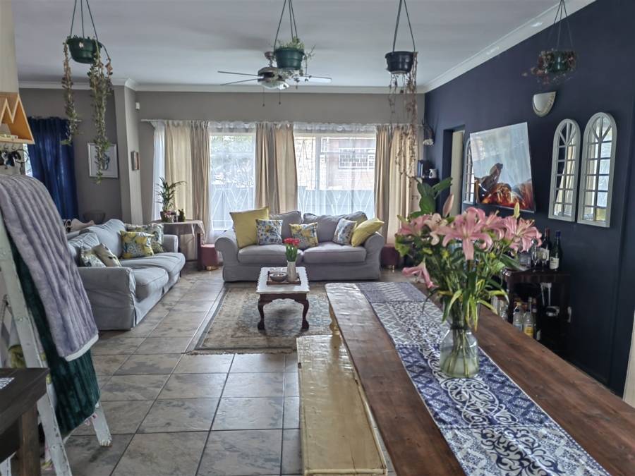 5 Bedroom Property for Sale in Parys Free State